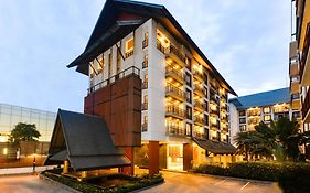 อมันตา โฮเต็ล แอนด์ เรสซิเดนซ์